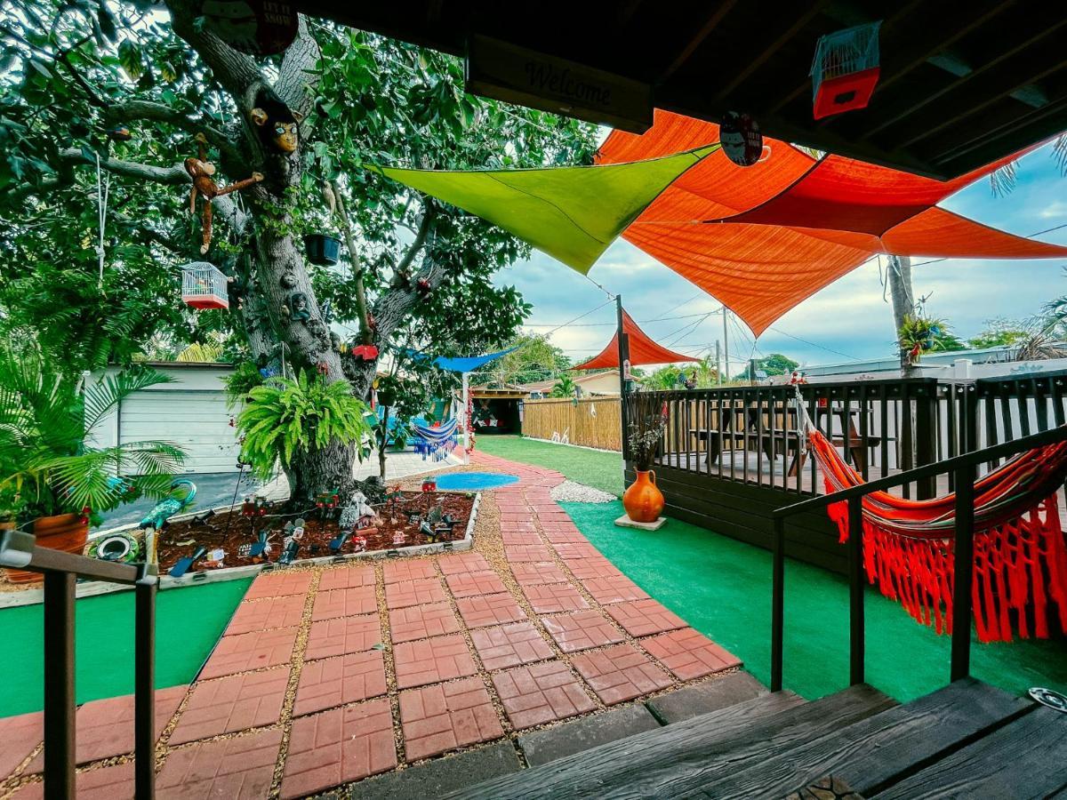 Hammocks & Mini-Golf! 10 Mins From Beach! Холивуд Екстериор снимка