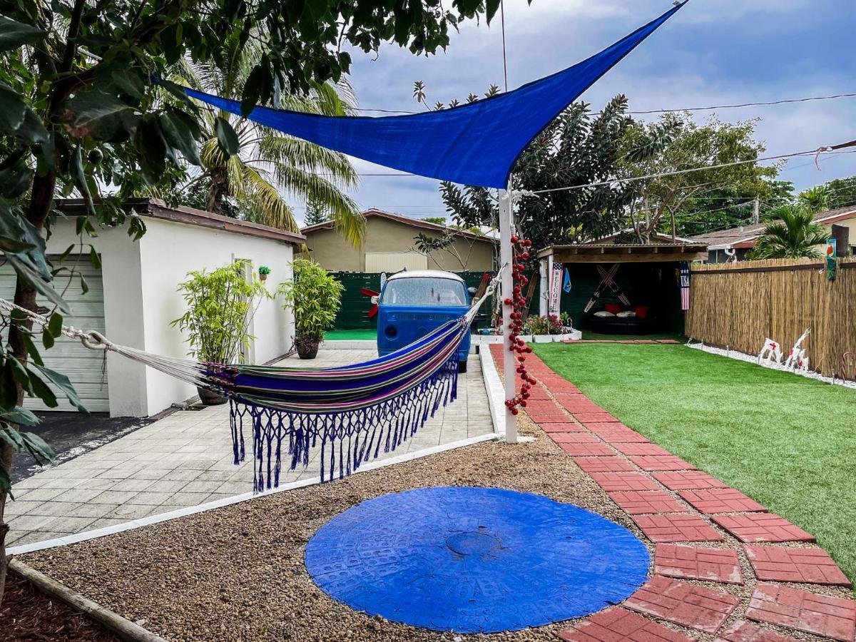 Hammocks & Mini-Golf! 10 Mins From Beach! Холивуд Екстериор снимка