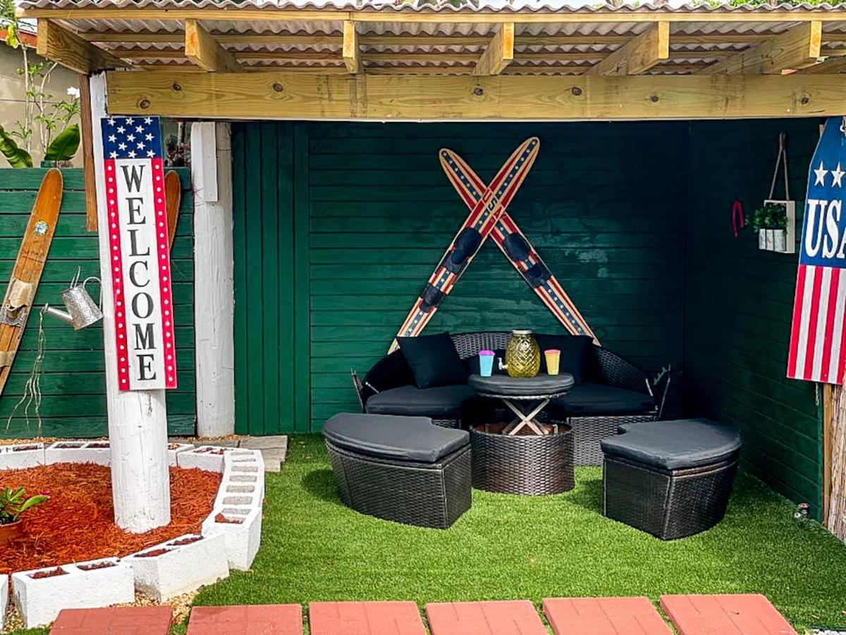 Hammocks & Mini-Golf! 10 Mins From Beach! Холивуд Екстериор снимка